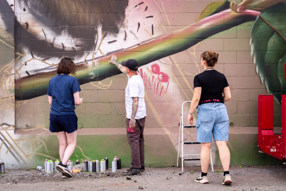 ART IN PUBLIC: DESIGNING A COMMUNITY MURAL INSPIRED BY JEKS